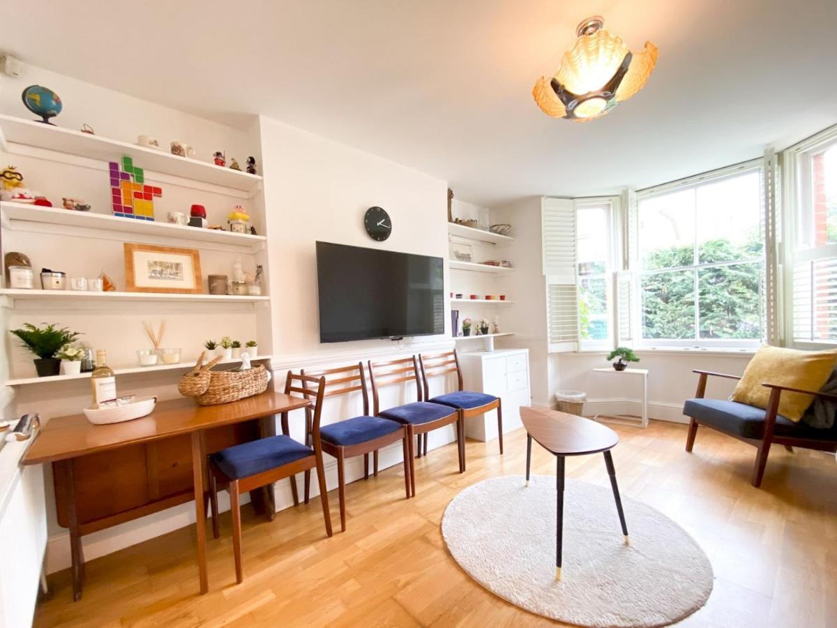 Pass The Keys Garden Apartment In Stockwell London Eksteriør billede