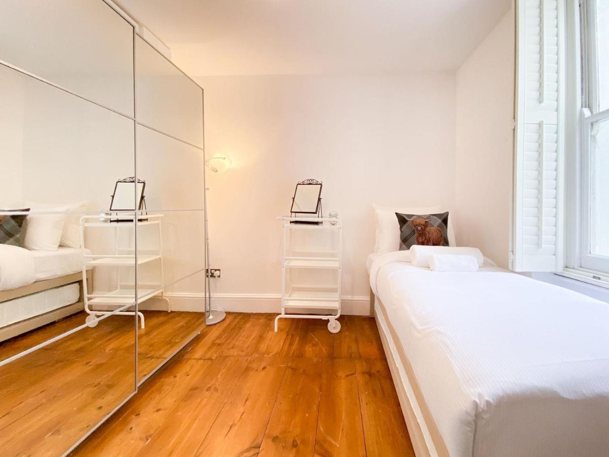 Pass The Keys Garden Apartment In Stockwell London Eksteriør billede